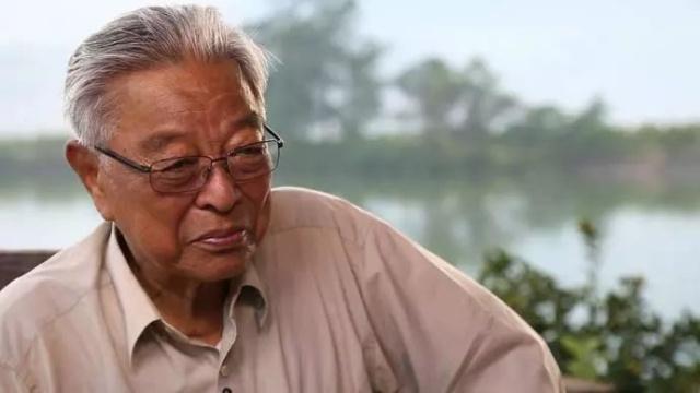 褚時(shí)健 褚時(shí)健