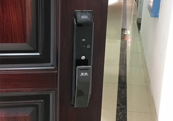 全自動指紋鎖 全自動指紋鎖