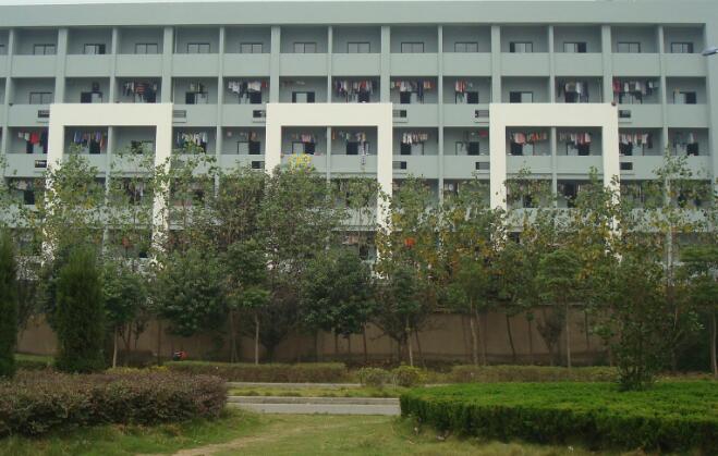 學(xué)生宿舍 學(xué)生宿舍